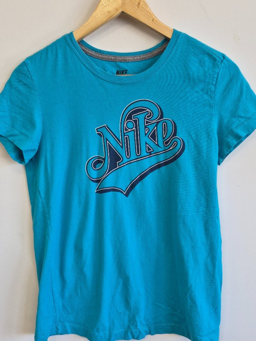 Nike Sportswear Blue Graphic Tee Women’s Medium